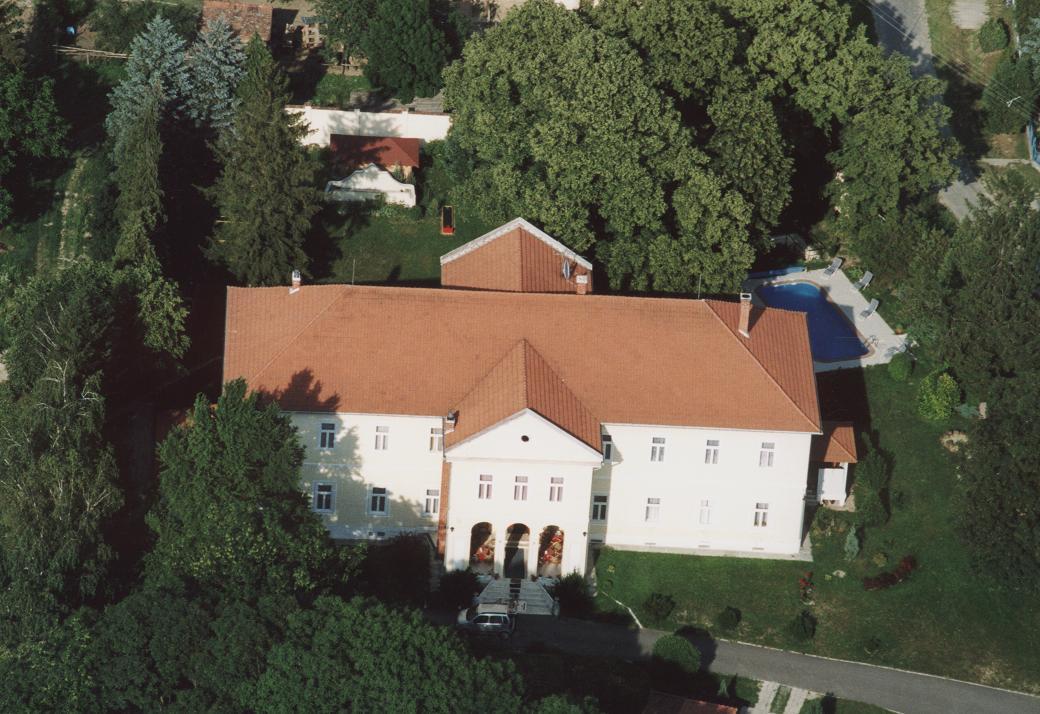 Misefa Kastely Bed & Breakfast Екстериор снимка