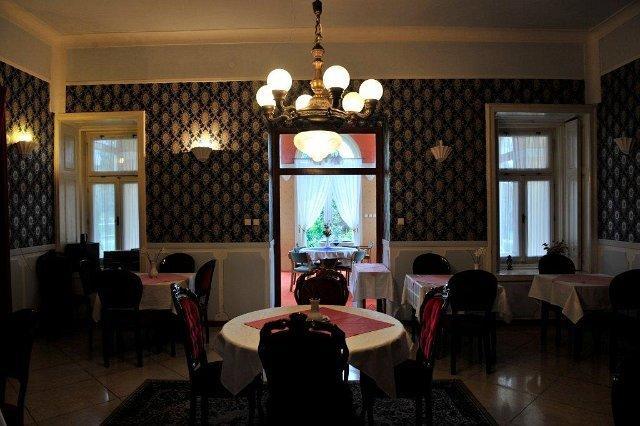 Misefa Kastely Bed & Breakfast Екстериор снимка
