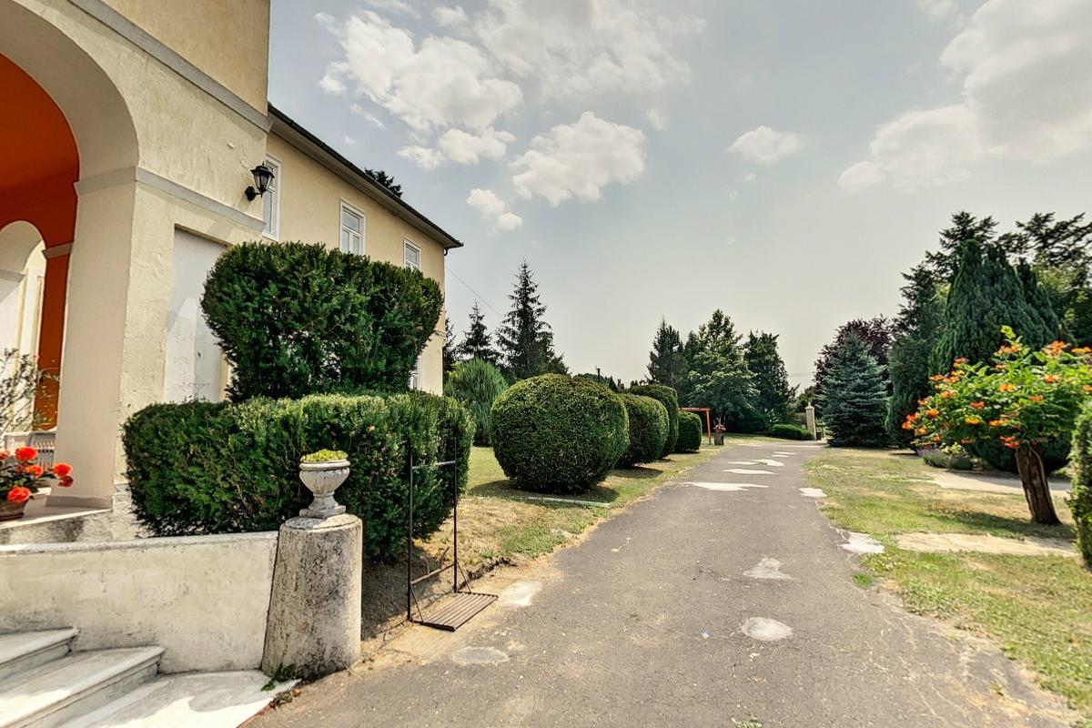 Misefa Kastely Bed & Breakfast Екстериор снимка